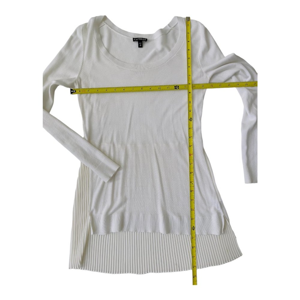 Express Women's White Comfortable and Chic Top Size XS - Picture 3 of 6